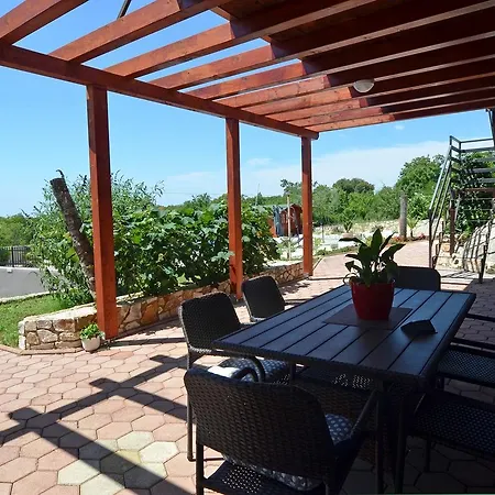 Villa Roma *