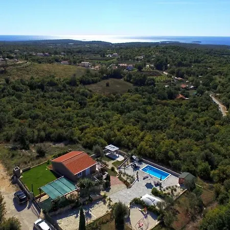 Roma Villa